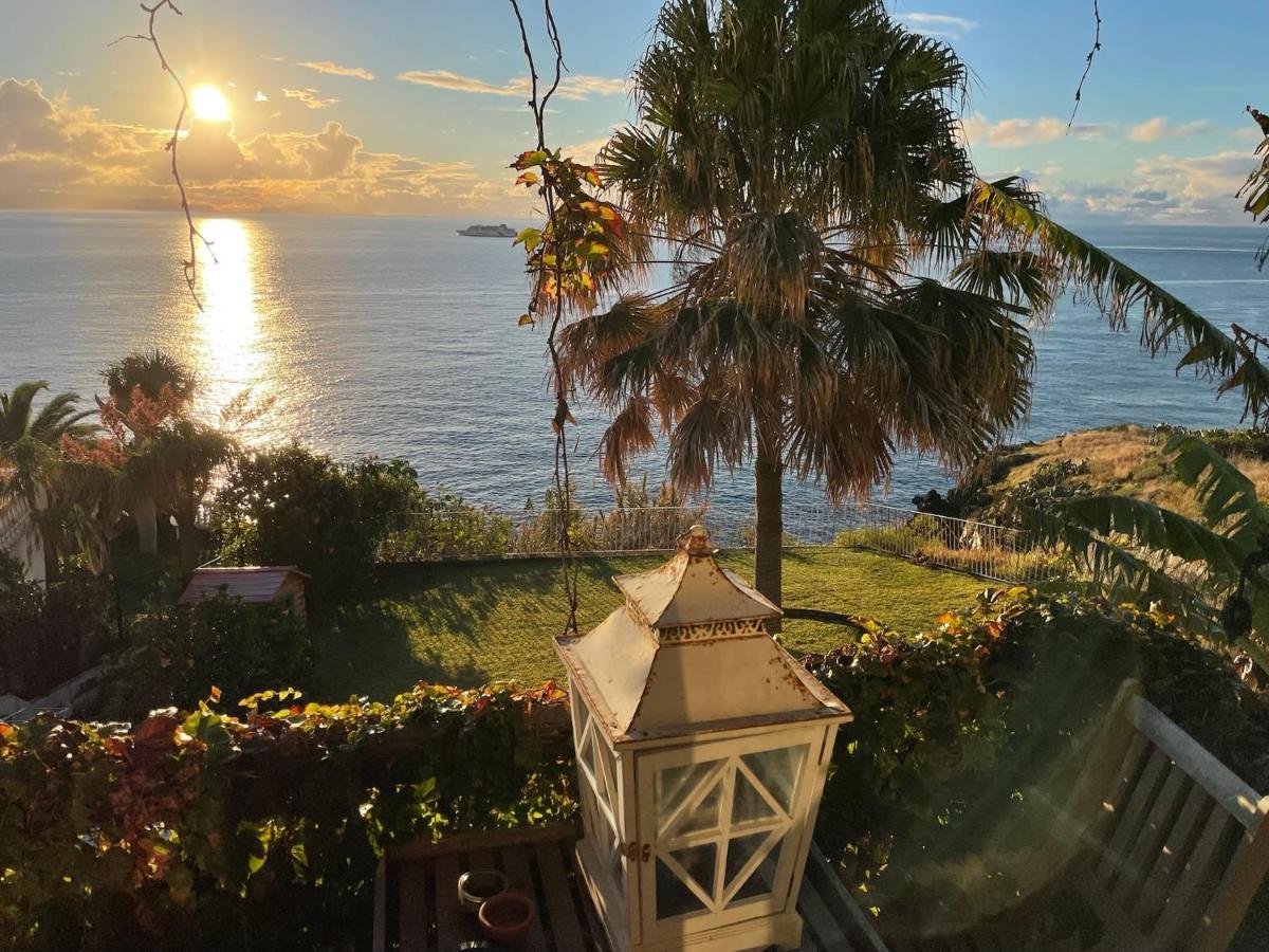 Sea To See - Sea Front View Canico  Bagian luar foto